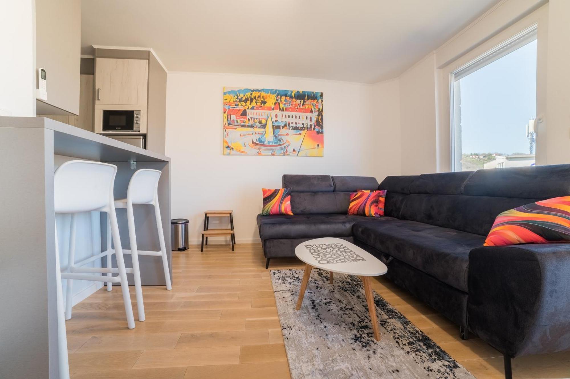 Apartman Epicent Τούζλα Εξωτερικό φωτογραφία